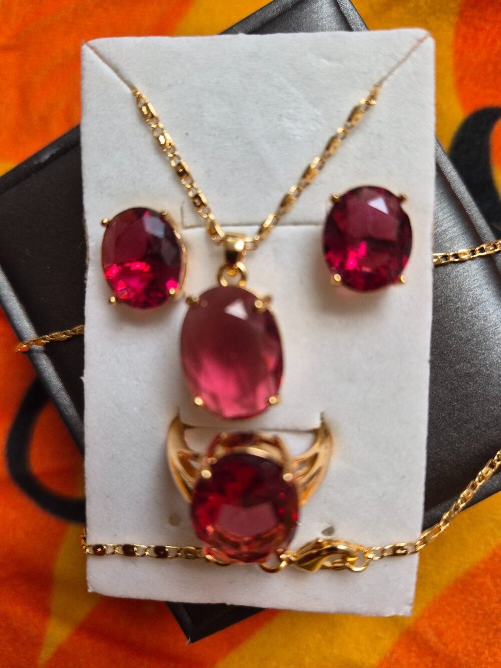 Red stone set Accesories